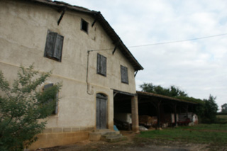 Maison avec 5800m2 de terrain  proximit de  Boulogne Sur Gesse