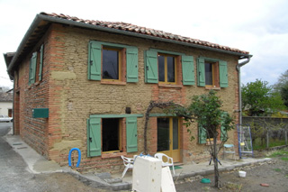 Maison avec terrain de 450m  proximit de  lIsle en Dodon